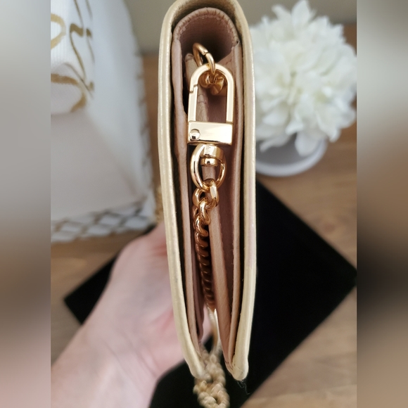 CHANEL Wallet on a Chain, Crossbody, Shoulder Bag and Wallet - Picture 8 of 14